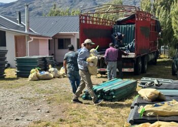 Río Ibáñez: Productores caprinos son beneficiados con programa de Agricultura