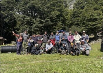 AVENTURA SUBTERRÁNEA EN LA REGIÓN DE AYSÉN: MÓDULOS DE FORMACIÓN Y CAMPAÑA DE EXPLORACIÓN EN PUERTO RÍO TRANQUILO