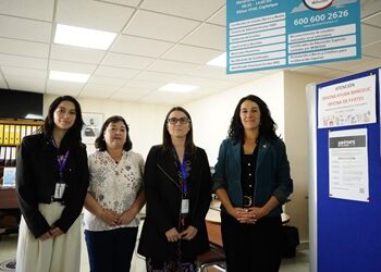 Ministerio de Educación y Servicio  Nacional de Migraciones coordinan acciones para garantizar el derecho a la educación de niñas, niños y adolescentes migrantes