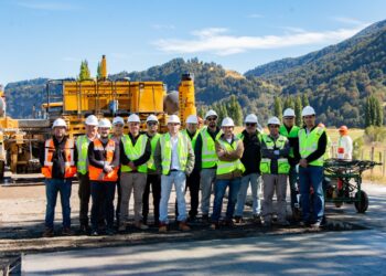 DELEGACIÓN PARAGUAYA VISITA OBRAS VIALES DEL MOP DE AYSÉN PARA REPLICAR TECNOLOGÍA EN SU PAÍS