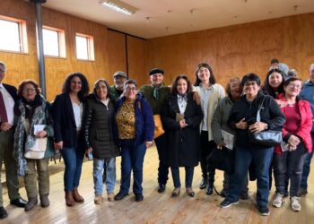 CON CUIDADORAS Y DIRIGENTES GOBIERNO REALIZA CONVERSATORIO EN EL MARCO DEL 8M Y LA MIRADA DE CHILE CUIDA