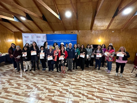Dirigentas de la provincia de Coyhaique fueron reconocidas por la Delegación Presidencial Regional