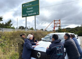 Delegado Regional inspeccionó área de reposición de puentes Palena y Rosselot