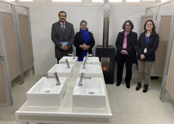 Escuela de Balmaceda cuenta con nuevos Servicios Higiénicos