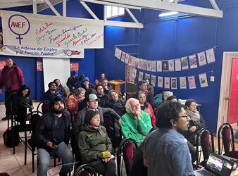 Con conversatorio y microdocumental continúa proceso de sensibilización sobre contaminación en Alto Mañihuales