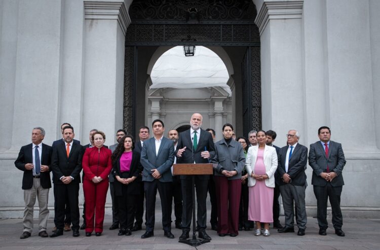Ministro Elizalde lidera jornada de trabajo con delegados presidenciales para ﬁjar objetivos políticos del último año de Gobierno