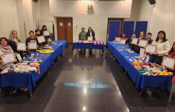 40 personas emprendedoras comercializaron sus productos y servicios con apoyo del FOSIS