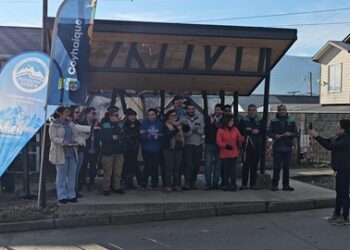 Coyhaique avanza: Municipio inauguró seis nuevos paraderos con apoyo del GORE