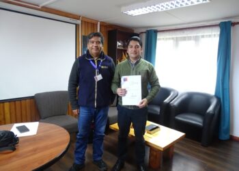 Sernapesca y Municipalidad de Guaitecas firman convenio de colaboración