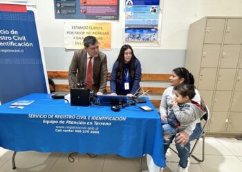 Equipo en terreno del Registro Civil realizó atención en Supermercado Hiperpatagónico