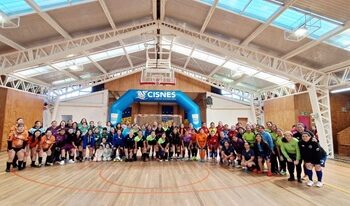 Cisnes vivió masivo Campeonato de Futsal Femenino