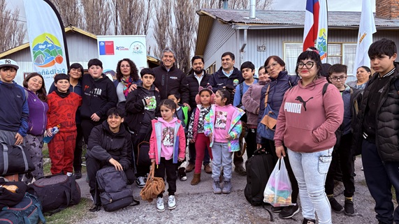 Niños y niñas de Río Ibáñez y Coyhaique se suman al Programa Turismo Familiar gracias al convenio entre la Subsecretaría de la Niñez y Sernatur