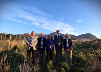 Autoridades visitan terreno fiscal donde se proyecta la construcción del primer Centro de Tratamiento Psiquiátrico Infanto Juvenil de la región
