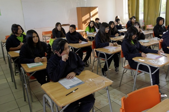 Con un 99,15% de cobertura nacional finalizó la aplicación del Simce 2025 en 4° básico