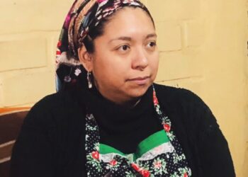 Licarayén Quelin Cárcamo: gestora cultural y educadora de nuevas miradas sobre la identidad y el arte en Aysén