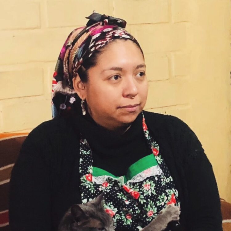 Licarayén Quelin Cárcamo: gestora cultural y educadora de nuevas miradas sobre la identidad y el arte en Aysén