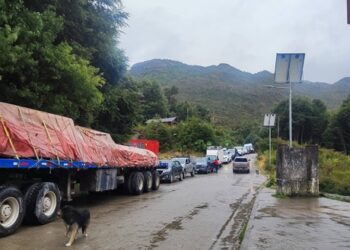COMUNIDAD DE VILLA O’HIGGINS EN ALERTA: CRISIS DE CONECTIVIDAD POR FALLA DE BARCAZA PITIPULLA CUMPLE 11 DÍAS SIN SOLUCIÓN