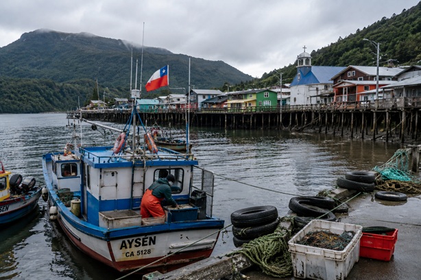 Más de 140 embarcaciones de Aysén podrán acceder hoy al nuevo Cupón Pesca Artesanal impulsado por el Gobierno.