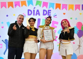 MÚSICA, TALENTO LOCAL Y K-POP LLENARON DE ALEGRÍA EL DÍA DE LA NIÑEZ EN COCHRANE