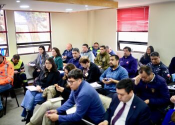 Avanzan planes de mitigación por obras en el puente Presidente Ibáñez con diálogo ciudadano y coordinación institucional