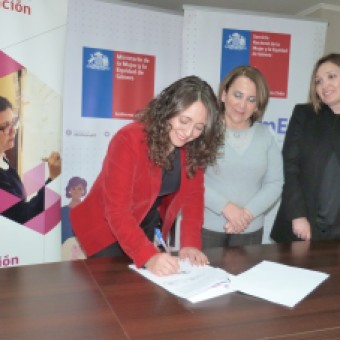 tehuelche noticias: Dan a conocer convenio de protocolo de derivaci&oacute;n de denuncias