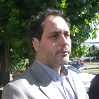 tehuelche noticias: Marx Buscaglia: &ldquo;El cambio de gabinete de Pi&ntilde;era s&oacute;lo traer&aacute; m&aacute;s desgracias a la comunidad&rdquo;
