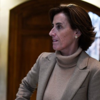 tehuelche noticias: Ministra Cubillos cede ante presiones de los docentes y cita al Colegio de Profesores a reuni&oacute;n