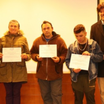 tehuelche noticias: Aseguran calidad de la le&ntilde;a mediante certificaci&oacute;n  de competencias laborales