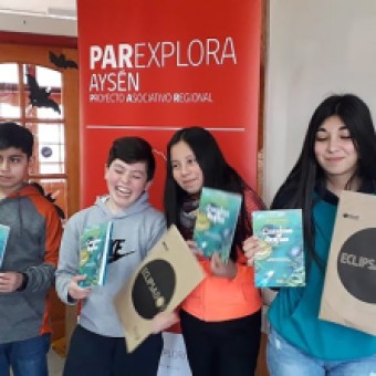 tehuelche noticias: Escolares esperaron el Eclipse Solar con charlas cient&iacute;ficas y juegos educativos