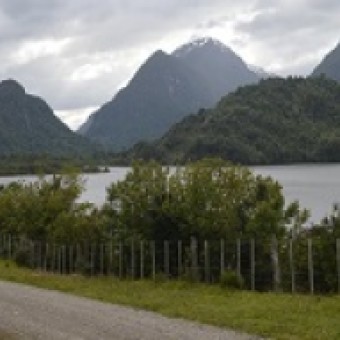 tehuelche noticias: MEJORAR&Aacute;N CALIDAD DE VIDA DE COMUNIDAD CON PAVIMENTACI&Oacute;N DE CAMINO PUERTO AYS&Eacute;N-LAGO LOS PALOS