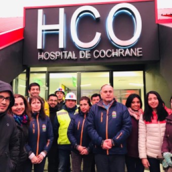 tehuelche noticias: Comunidad de Cochrane inici&oacute; visitas a su nuevo hospital