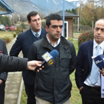 tehuelche noticias: Trabajo conjunto de Fiscal&iacute;a, PDI y Carabineros permite identificar a banda que perpetr&oacute; robo con intimidaci&oacute;n en local comercial