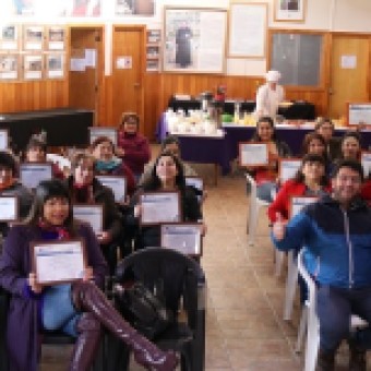tehuelche noticias: 61 personas de la comuna de Cisnes certificaron sus oficios  gracias a cursos Sence