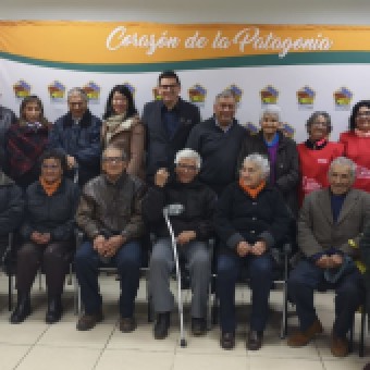 tehuelche noticias: ADULTOS MAYORES DE SECTORES RURALES SEGUIR&Aacute;N CONTANDO CON ATENCI&Oacute;N DOMICILIARIA