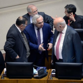 tehuelche noticias: Gobierno consigue los votos y Senado aprueba Ley corta antiterrorista