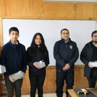 tehuelche noticias: Profesor de Alumnos de Proyecto Tecnofire de Escuela El Blanco: &ldquo;Es ante todo una experiencia educativa&rdquo;