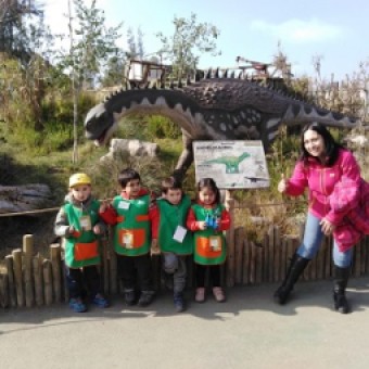 tehuelche noticias: Cochrane  DinoBaker: Peque&ntilde;os Patagones conociendo a los Dinosaurios