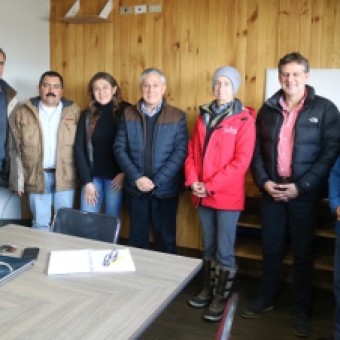 tehuelche noticias: Senador Sandoval se reuni&oacute; con Mesa Ganadera de Ays&eacute;n: &ldquo;Dentro de la estrategia de desarrollo de la regi&oacute;n, la ganader&iacute;a es un  pilar fundamental&rdquo;