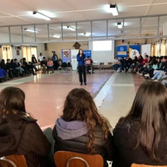 tehuelche noticias: In&eacute;dito encuentro #RevolucionaConcausa  organizado por INJUV congreg&oacute; a j&oacute;venes de la regi&oacute;n