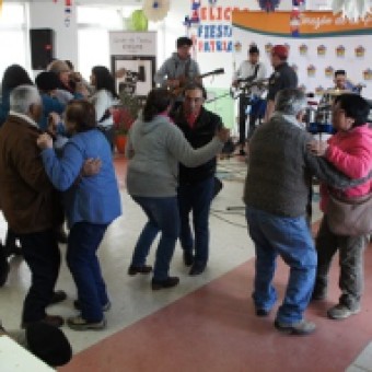tehuelche noticias: DESDE ALTO MA&Ntilde;IHUALES A BALMACEDA: ADULTOS MAYORES DEL SECTOR RURAL DE COYHAIQUE CELEBRARON JUNTO A SUS PARES