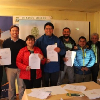 tehuelche noticias: Naviera Austral y Fundaci&oacute;n Huella Local inician trabajo con Municipios de Chait&eacute;n y Cisnes