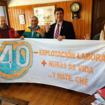 tehuelche noticias: Nueva Directiva del Partido Comunista se Reuni&oacute; con Alcalde de Coyhaique