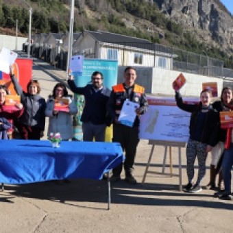tehuelche noticias: Ministerio de Vivienda y Onemi Lanzaron Plan  &ldquo;Familia Preparada&rdquo; en la Regi&oacute;n de Ays&eacute;n