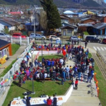 tehuelche noticias: MUNICIPALIDAD DE COYHAIQUE Y MINVU ENTREGAN ESPACIO FRESIA A LA COMUNIDAD
