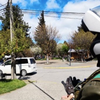 tehuelche noticias: Carabineros resalt&oacute; ejemplar comportamiento de estudiantes tras jornada de manifestaciones en Coyhaique