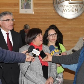 tehuelche noticias: Consejera Marcia Nahuelqu&iacute;n (PC): &ldquo;La responsable de las licitaciones es la Intendenta&rdquo;