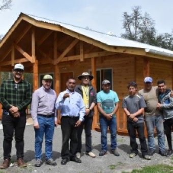tehuelche noticias: EXITOSAS SOLUCIONES HABITACIONALES EN EL MUNDO RURAL