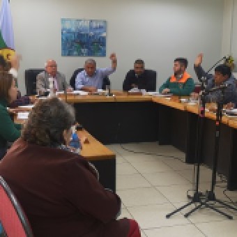 tehuelche noticias: CON FALLO DIVIDIDO MUNICIPALIDAD DE COYHAIQUE RATIFICA REALIZACI&Oacute;N DE CONSULTA CIUDADANA PARA EL 15 DE DICIEMBRE