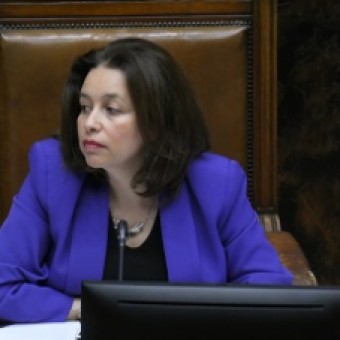 tehuelche noticias: SENADORA ORDENES: &ldquo;SOLO CON UN CAMBIO ESTRUCTURAL AL MODELO DE AFP MEJORAREMOS LAS PENSIONES EN CHILE&rdquo;