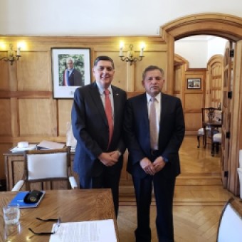 tehuelche noticias: Alcalde realiz&oacute; gestiones ante Subdere para agilizar obras para turismo comunal